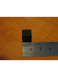 Fa Játékalkatrész - Kocka Fekete (1cm-es)
