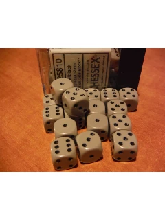 Dobókocka - 6 Oldalú 12mm-es, 36db-os Szett Plexi Dobozban - Opaque 12mm D6 With Pips Dice Blocks - Grey/Black