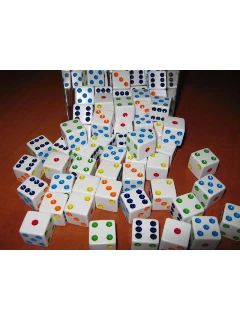 Dobókocka - 6 Oldalú Szivárvány Pöttyös 16mm-es - Rainbow Spotted 16mm Dice