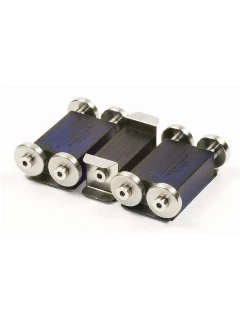 Massoth Rolling Road G Scale, Blue Transparent (set For 2 Axles + 1 Pickup) 8101200